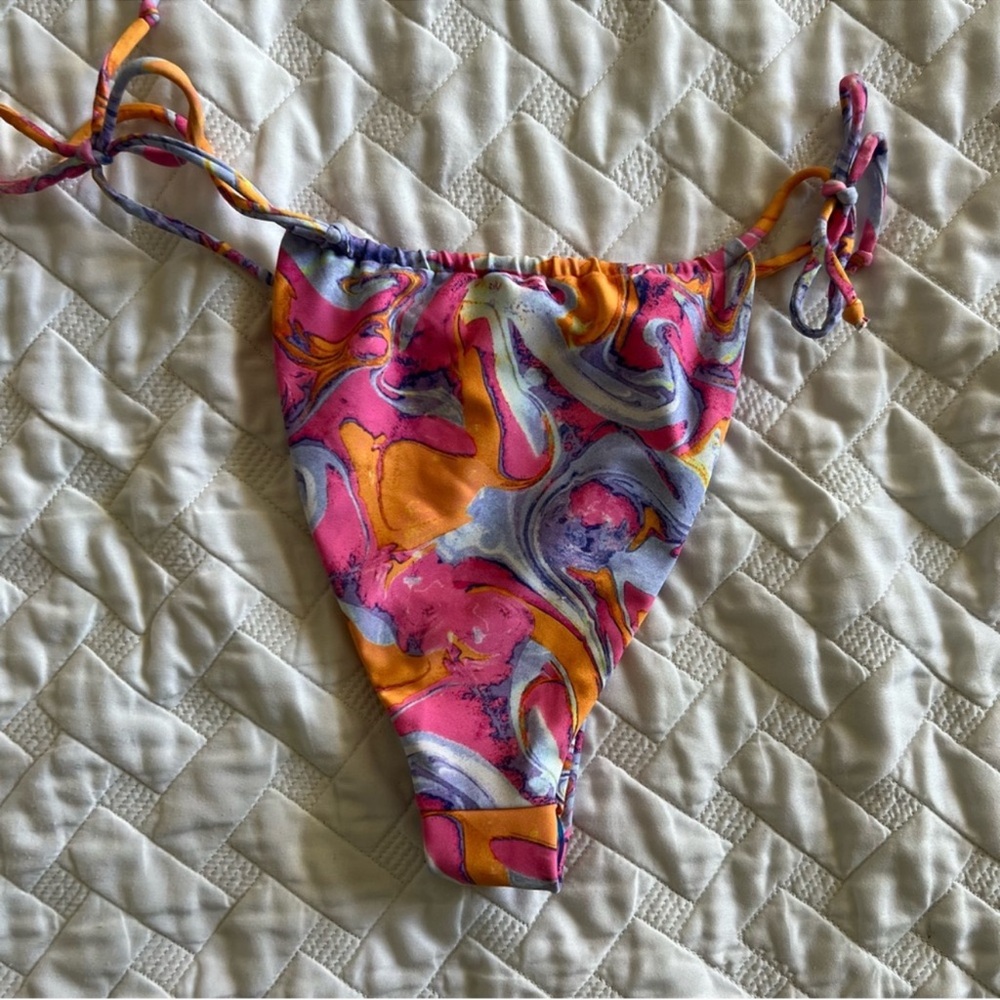 Skatie Kristen Bikini Bottom in Sayulita - M